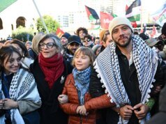 通貝里和阿爾巴尼斯參加了意大利的親巴勒斯坦抗議活動
| mtgamer.com 通貝里和阿爾巴尼斯參加了意大利的親巴勒斯坦抗議活動
| mtgamer.com