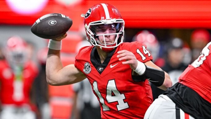 週五的大學橄欖球賽結果如何影響季后賽：佐治亞州負責處理事務
| mtgamer.com