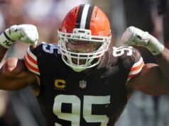 邁爾斯·加勒特 (Myles Garrett) 解僱追踪員:更新了布朗隊球星 2025 年的總追踪記錄,以追尋 NFL 單賽季紀錄
| mtgamer.com 邁爾斯·加勒特 (Myles Garrett) 解僱追踪員:更新了布朗隊球星 2025 年的總追踪記錄,以追尋 NFL 單賽季紀錄
| mtgamer.com