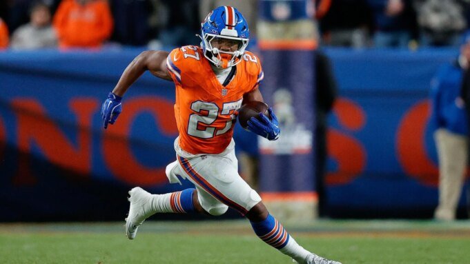 野馬隊 RB JK 野馬隊 RB JK Dobbins 因腳傷缺席第 11 週及更多比賽;新秀 RJ 哈維可能會發揮重要作用
| mtgamer.com