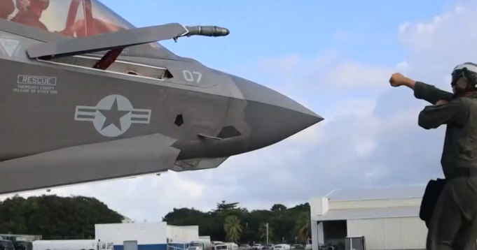 隨著加勒比海軍事集結 隨著加勒比海軍事集結的繼續,美國重新開放波多黎各海軍基地
| mtgamer.com