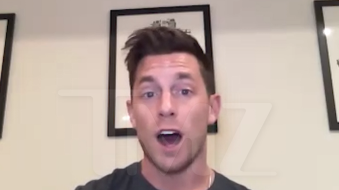 飛行員皮特·卡皮奧表示，停機不應阻止人們成為飛行員，ATC
| mtgamer.com