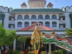 馬德拉斯 HC 指示當局向在田納西州出生、父母為斯里蘭卡泰米爾人的男子頒發護照
| mtgamer.com 馬德拉斯 HC 指示當局向在田納西州出生、父母為斯里蘭卡泰米爾人的男子頒發護照
| mtgamer.com