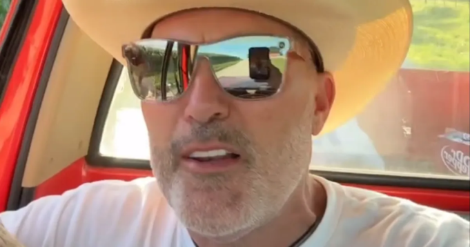 麥克比王朝的史蒂夫·麥克比透露了他在服刑期間對他的狗的計劃
| mtgamer.com