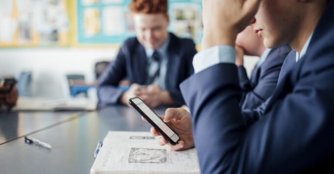 16 歲以下的兒童會因為訪問社交媒體而遇到麻煩嗎？
| mtgamer.com