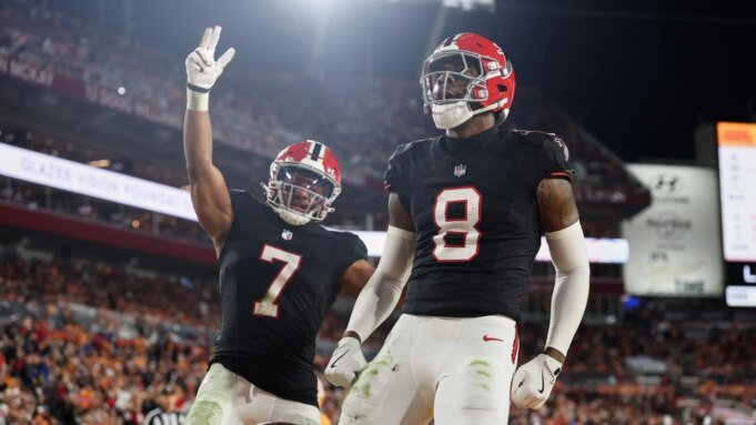 Fantasy Football 2025 第 17 周非 PPR 備忘單：球員評分可指導您最艱難的陣容選擇
| mtgamer.com