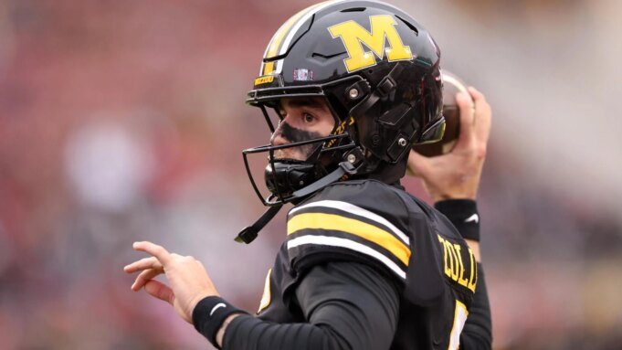 大學橄欖球賠率、選秀權、2025-26 碗賽季預測，CFP：計算機支持密蘇里州賓夕法尼亞州立大學
| mtgamer.com