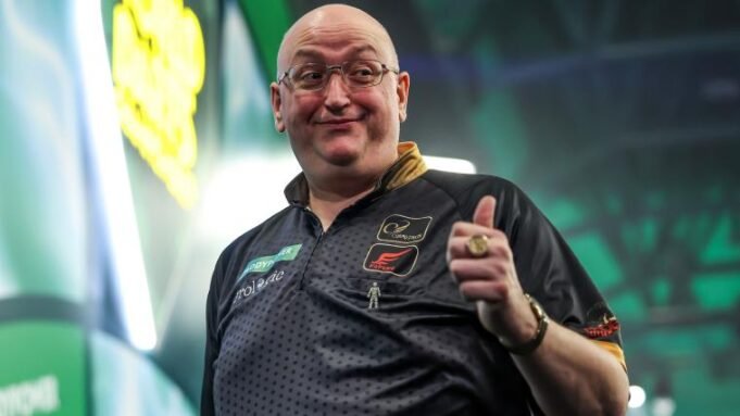 2026 PDC 飛 2026 PDC 飛鏢世界錦標賽第 3 天現場結果、比分、賽程表和分組:吉爾丁 (Gilding) 戰勝克拉布特里 (Crabtree) 表現出色
| mtgamer.com