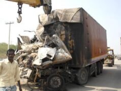 Chitradurga事故:臥舖巴士司機死亡,死亡人數增至七人
| mtgamer.com Chitradurga事故:臥舖巴士司機死亡,死亡人數增至七人
| mtgamer.com