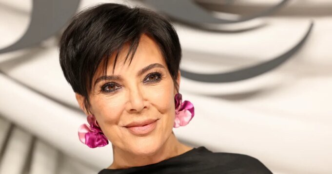 Kris Jenner 價值 47,888 美元的稀有名牌包與 26 美元相似
| mtgamer.com