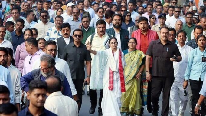 Mamata 將在馬爾達、穆爾什達巴德、庫奇貝哈爾舉行集會，擴大反 SIR 運動
| mtgamer.com