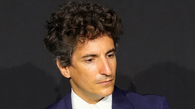 Prada 以 14 億美元收購時尚競爭對手 Versace
| mtgamer.com