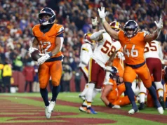 RJ 哈維在周日晚上驚悚片中為野馬隊閃耀
| mtgamer.com RJ 哈維在周日晚上驚悚片中為野馬隊閃耀
| mtgamer.com