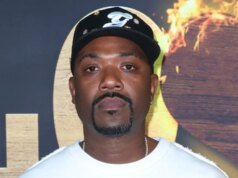 Ray J 的家庭指南:從布蘭迪姐姐到分居的妻子公主之愛
| mtgamer.com Ray J 的家庭指南:從布蘭迪姐姐到分居的妻子公主之愛
| mtgamer.com