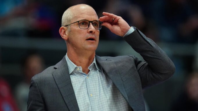 丹·赫爾利希望康涅狄 丹·赫爾利希望康涅狄格大學能夠參加下賽季有史以來最雄心勃勃的非會議賽程之一
| mtgamer.com