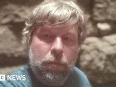 俄羅斯頂級考古學家是否應該因在被佔領的克里米亞挖掘而面臨審判?
| mtgamer.com 俄羅斯頂級考古學家是否應該因在被佔領的克里米亞挖掘而面臨審判?
| mtgamer.com