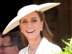 凱特·米德爾頓 (Kate Middleton) 驚豔的綠色斜挎包造型僅需 15 美元
| mtgamer.com 凱特·米德爾頓 (Kate Middleton) 驚豔的綠色斜挎包造型僅需 15 美元
| mtgamer.com