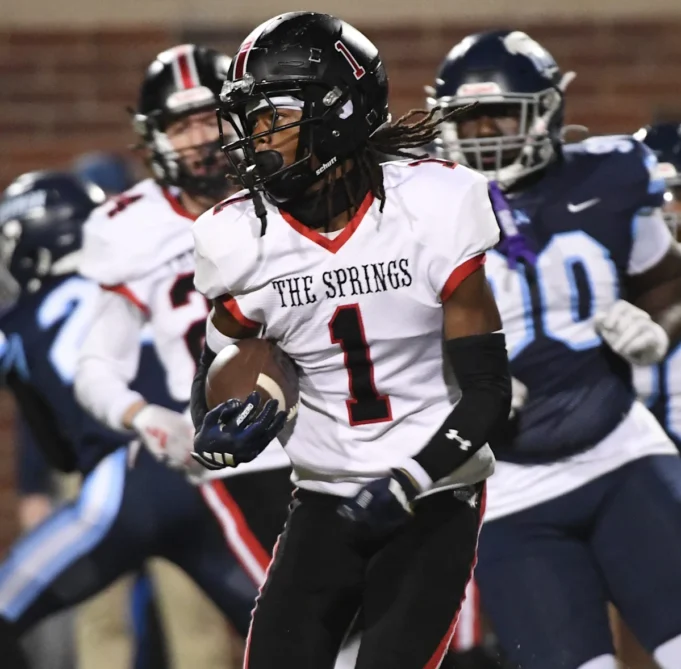 南卡羅來納州 DB 仍致力於密歇根州立大學，並對其他機會持開放態度
| mtgamer.com