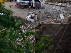 南非四層寺廟倒塌後兩人死亡;更多人被困在瓦礫下
| mtgamer.com 南非四層寺廟倒塌後兩人死亡;更多人被困在瓦礫下
| mtgamer.com