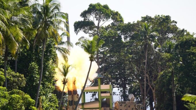 印度陸軍成功進行布拉莫斯超音速巡航導彈實戰發射
| mtgamer.com