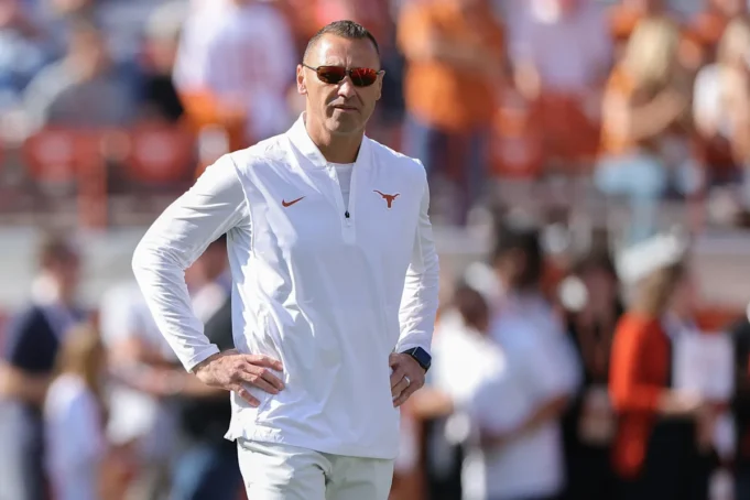 員工圓桌會議：史蒂夫·薩爾基相改組教練組，密歇根州面臨另一丑聞
| mtgamer.com