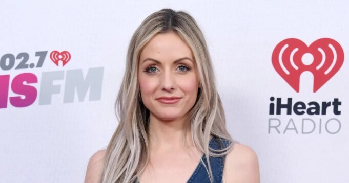 單身漢卡莉·沃德爾在結束訂婚後坦誠約會
| mtgamer.com