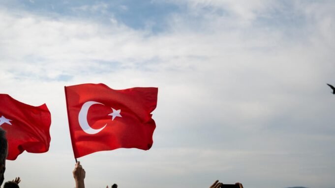 土耳其拘留了 115 名涉嫌策劃襲擊的伊斯蘭國成員
| mtgamer.com