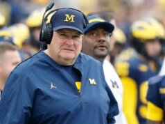 在謝羅恩·摩爾被解僱和一系列醜聞之後,比夫·波吉將密歇根州稱為“功能失調的組織”
| mtgamer.com 在謝羅恩·摩爾被解僱和一系列醜聞之後,比夫·波吉將密歇根州稱為“功能失調的組織”
| mtgamer.com