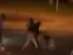 墨爾本一名男子從行駛中的汽車上跳下後,被使用砍刀襲擊
| mtgamer.com 墨爾本一名男子從行駛中的汽車上跳下後,被使用砍刀襲擊
| mtgamer.com