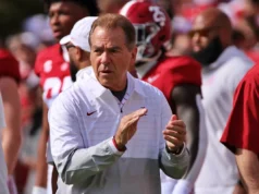 尼克·薩班 (Nick Saban) 與普雷茲 (Preds) 一起亮相,提及田納西州與阿拉巴馬州的競爭
| mtgamer.com 尼克·薩班 (Nick Saban) 與普雷茲 (Preds) 一起亮相,提及田納西州與阿拉巴馬州的競爭
| mtgamer.com