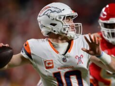 尼克斯最後時刻的達陣傳球幫助野馬隊戰勝了酋長隊
| mtgamer.com 尼克斯最後時刻的達陣傳球幫助野馬隊戰勝了酋長隊
| mtgamer.com