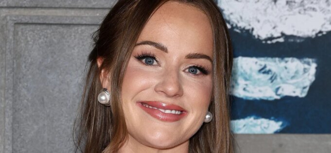 惠特尼·萊維特 (Whitney Leavitt) 在《DWTS》被淘汰後扮演了她最重要的角色
| mtgamer.com