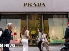 意大利時尚巨頭普拉達 (Prada) 以折扣價收購范思哲 (Versace)
| mtgamer.com 意大利時尚巨頭普拉達 (Prada) 以折扣價收購范思哲 (Versace)
| mtgamer.com