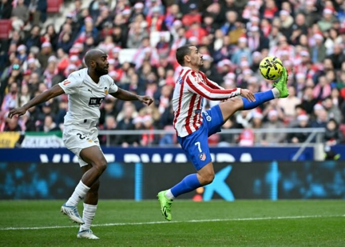 拉菲尼亞擴大巴薩在西 拉菲尼亞擴大巴薩在西甲的領先優勢,馬競反彈
| mtgamer.com