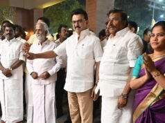 斯大林為欽奈修復後的維多利亞公共大廳揭幕
| mtgamer.com 斯大林為欽奈修復後的維多利亞公共大廳揭幕
| mtgamer.com