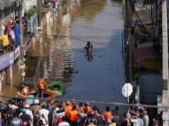 斯里蘭卡宣布遭遇“最大”災難,颶風造成的死亡人數上升至 355 人
| mtgamer.com 斯里蘭卡宣布遭遇“最大”災難,颶風造成的死亡人數上升至 355 人
| mtgamer.com