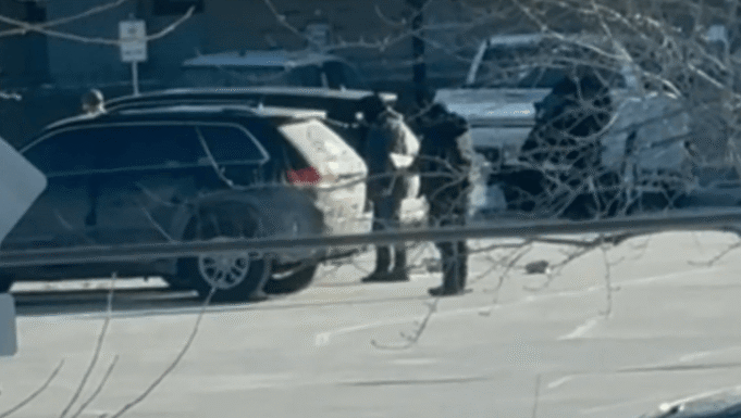 明尼蘇達州 DVS 警告 ICE 他們更換車牌的行為違法
| mtgamer.com