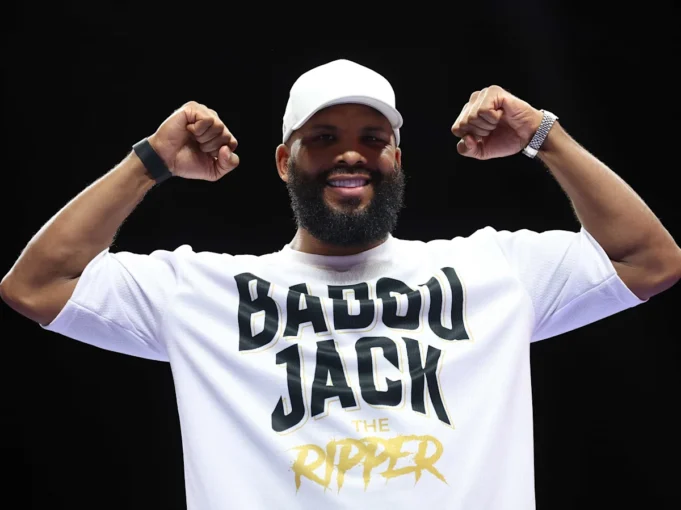 本週末拳擊的五件事：40歲以上的人拒絕退出
| mtgamer.com