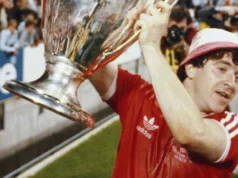 森林支點羅伯遜——“一位才華橫溢、技術精湛、令人難以置信的左外線”
| mtgamer.com 森林支點羅伯遜——“一位才華橫溢、技術精湛、令人難以置信的左外線”
| mtgamer.com