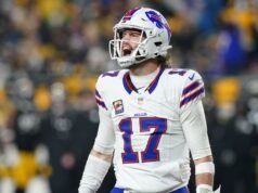 比爾隊的阿倫創下了四分衛衝球達陣的 NFL 紀錄
| mtgamer.com 比爾隊的阿倫創下了四分衛衝球達陣的 NFL 紀錄
| mtgamer.com
