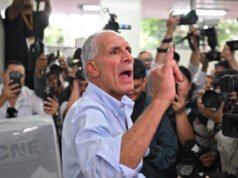 洪都拉斯宣布特朗普盟友納斯里·阿斯富拉贏得總統選舉
| mtgamer.com 洪都拉斯宣布特朗普盟友納斯里·阿斯富拉贏得總統選舉
| mtgamer.com