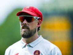 澳大利亞灰燼之子和世界杯冠軍放棄了測試夢想,以英國護照參加縣板球比賽
| mtgamer.com 澳大利亞灰燼之子和世界杯冠軍放棄了測試夢想,以英國護照參加縣板球比賽
| mtgamer.com