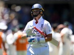 灰燼杯2025/26:英格蘭隊為MCG放棄苦苦掙扎的擊球手,喬弗拉·阿切爾因傷缺席
| mtgamer.com 灰燼杯2025/26:英格蘭隊為MCG放棄苦苦掙扎的擊球手,喬弗拉·阿切爾因傷缺席
| mtgamer.com