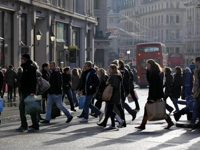 為什麼向富裕國家的與 為什麼向富裕國家的與工作相關的移民正在減少?
| mtgamer.com