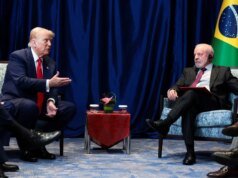 特朗普和盧拉通話討論美國對巴西的關稅和製裁
| mtgamer.com 特朗普和盧拉通話討論美國對巴西的關稅和製裁
| mtgamer.com