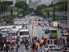 特朗普確認與馬杜羅通話,加拉加斯猛烈抨擊美國的做法
| mtgamer.com 特朗普確認與馬杜羅通話,加拉加斯猛烈抨擊美國的做法
| mtgamer.com