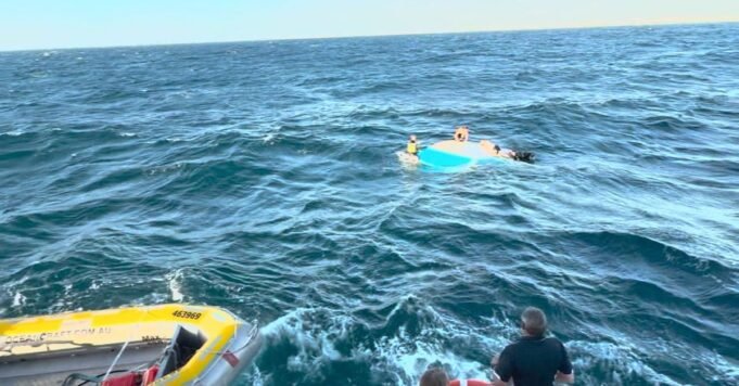 珀斯附近船隻傾覆，四名男子獲救
| mtgamer.com