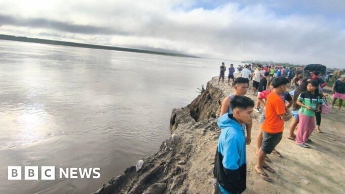 秘魯兩艘船遭山體滑坡襲擊 數十人失踪
| mtgamer.com