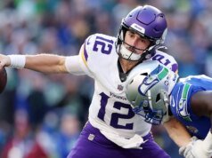 維京人隊0-26不敵海鷹隊,結束了294場連續得分的紀錄
| mtgamer.com 維京人隊0-26不敵海鷹隊,結束了294場連續得分的紀錄
| mtgamer.com