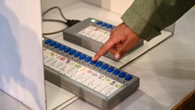 緬甸軍政府在五年內戰後舉行選舉
| mtgamer.com